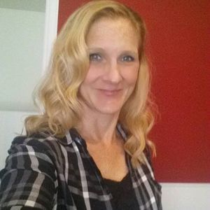 Meet your Posher, Holley