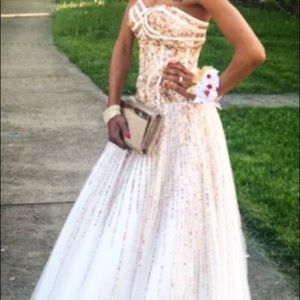 white & gold sweetheart neckline evening gown