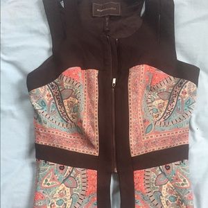 Bcbg vest