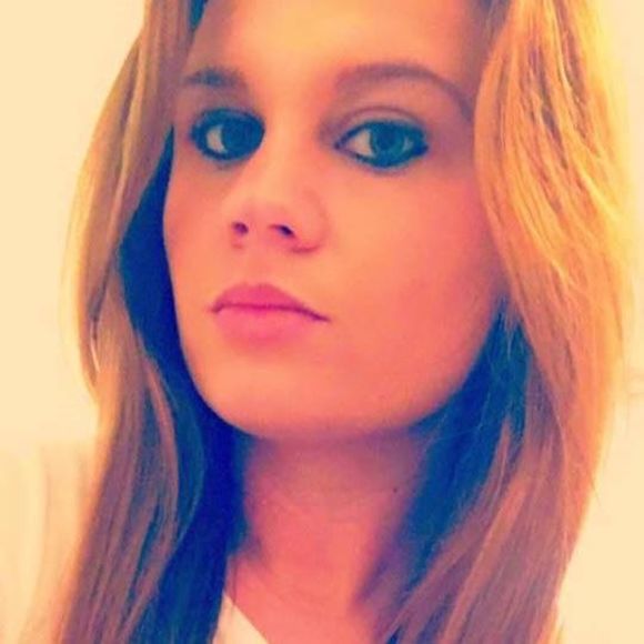 Meet your Posher, Rebecca - Picture 1 of 1