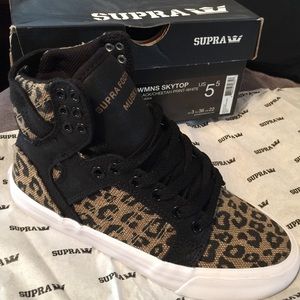 SUPRA WMNS Skytop Shoes - 5.5