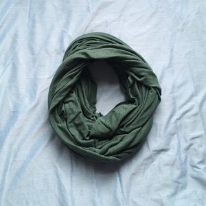 American Apparel Infinity scarf green
