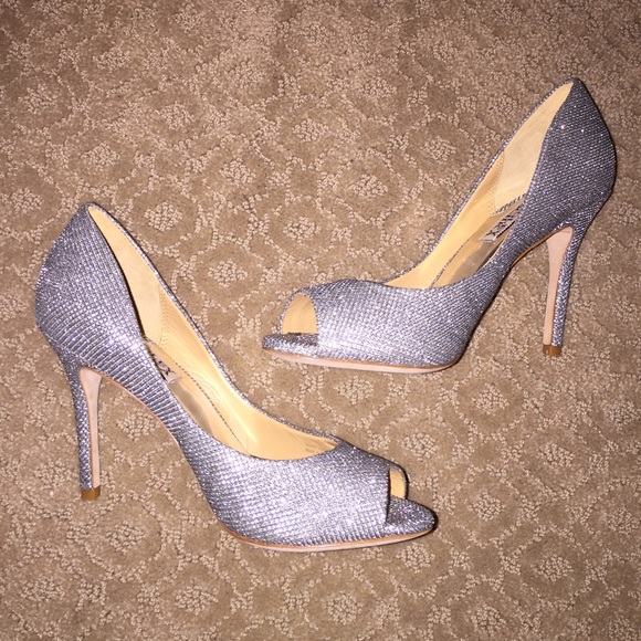 EUC Badgley Mischka Kassidy II heels - Picture 1 of 4