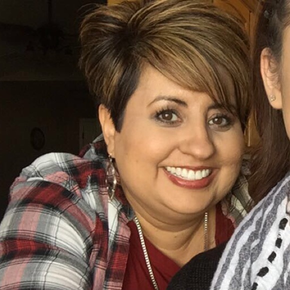 Meet your Posher, Norma