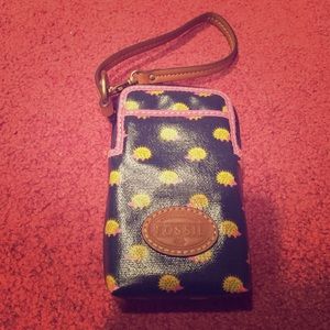 Wristlet, phone holder.