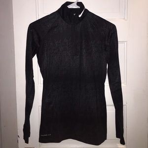 Black Nike therma-fit 3/4 zip up