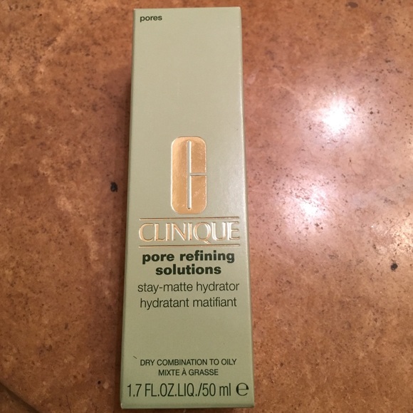 Clinique Pore Refining stay-matte hydrator!