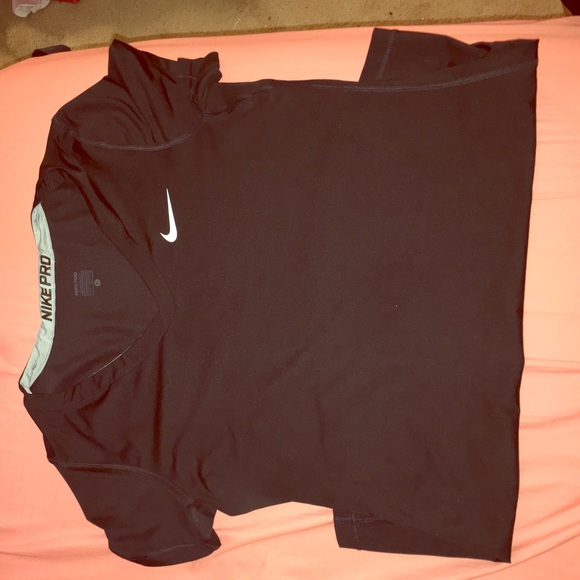 Nike pro semi fitted shirt