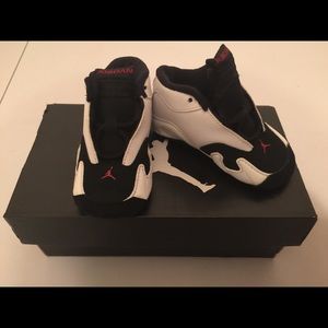 Jordan kid sneakers