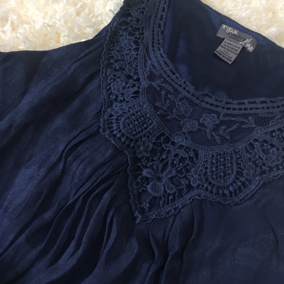 Poetry Long Tank Top! Great with leggings.