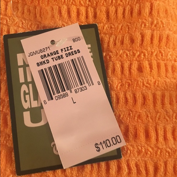 Dress - Picture 2 of 2