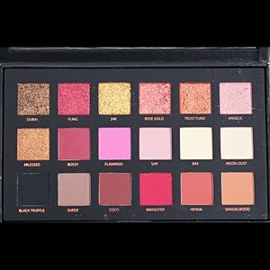 HUDABEAUTY Rose gold edition shadow palette