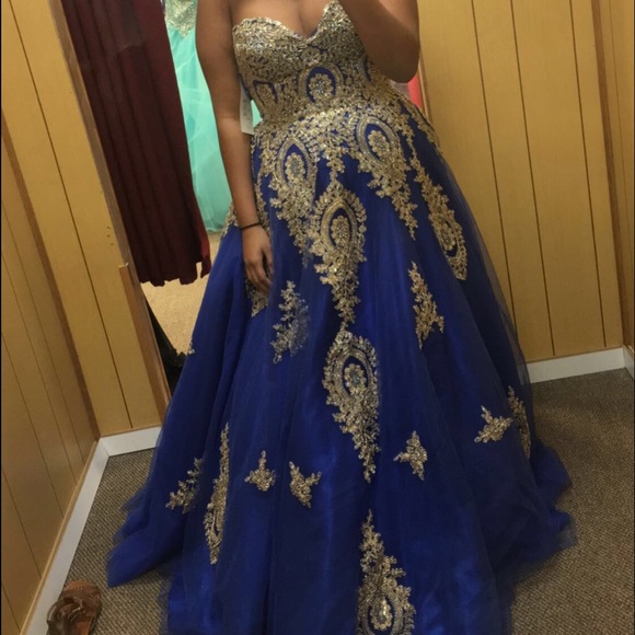 Prom dress