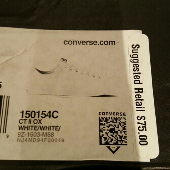 🆕 Converse Chuck Taylor All Star II Lo Sneaker - Picture 3 of 3
