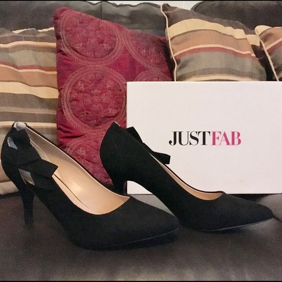 Just Fab Pumps