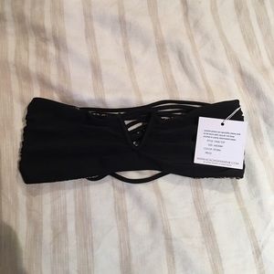 NWT Acacia Ohia top Size M in storm