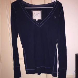 Abercrombie & Fitch Long Sleeve V-neck