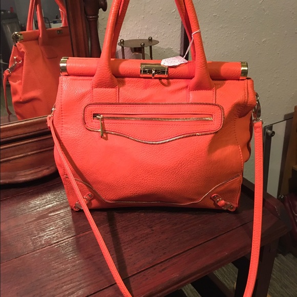 Purse/nwot
