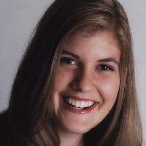 Meet your Posher, Courtney