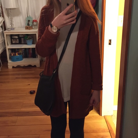 extra photos of Vintage COACH cross body purse