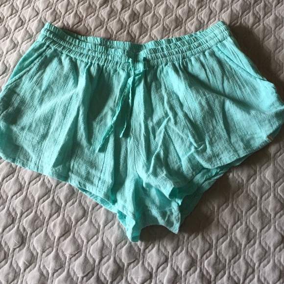 Volcom Shorts. NWOT.
