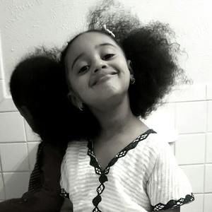 Meet your Posher, Freweini