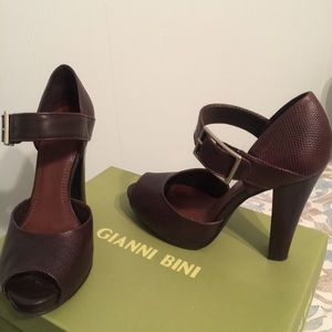 Dark Brown Gianni Bini peep toe heels