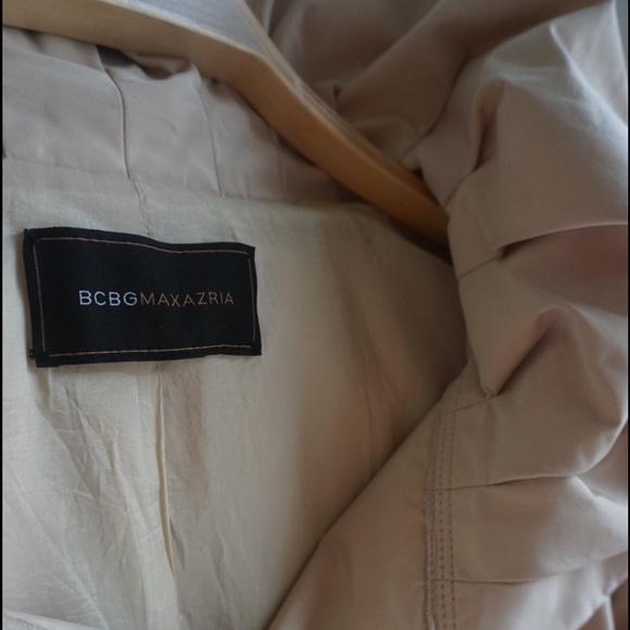 BCBG MAXAZRIA Shrug