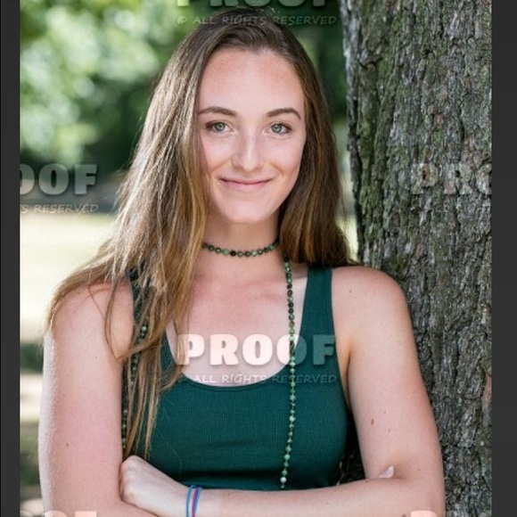 Meet your Posher, Arielle