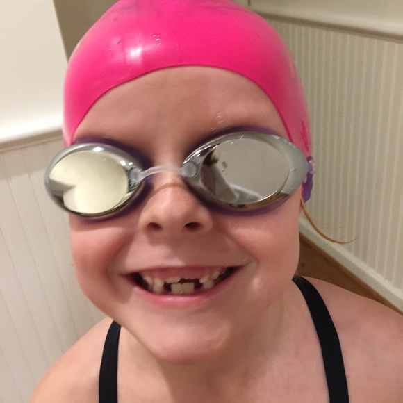 Meet your Posher, Christine - Picture 1 of 1