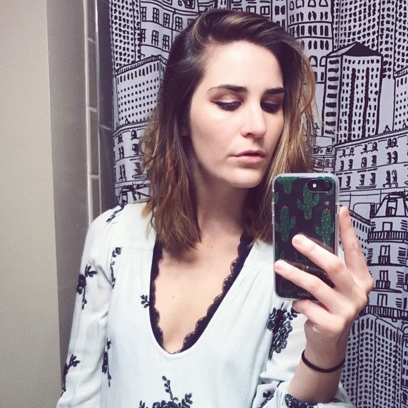 Meet your Posher, Sarah - Picture 6 of 6