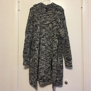 H&M Black & White Knitted Cardigan - Xs