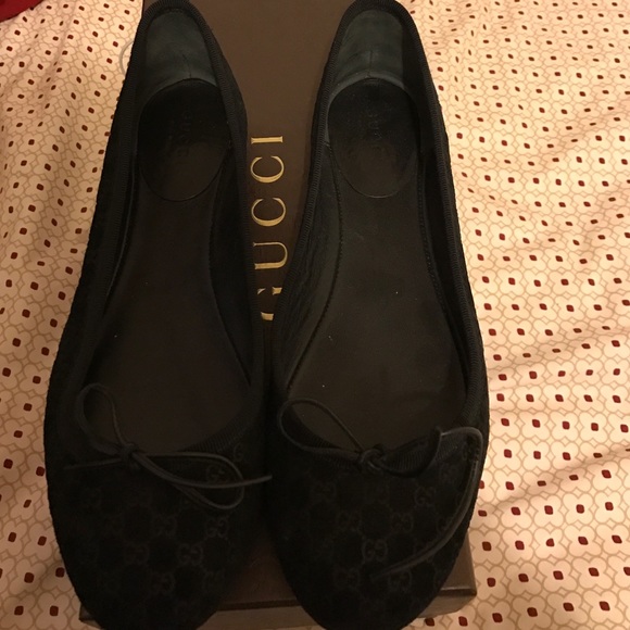 Gucci flats