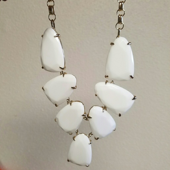 Kendra Scott White Harlow