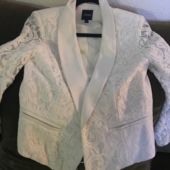 Blazer with shorts - Picture 1 of 4