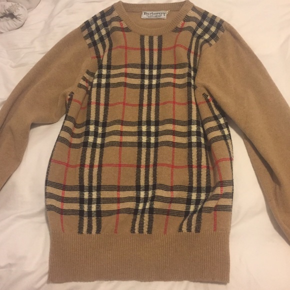 Burberry 100% wool sweater m/l