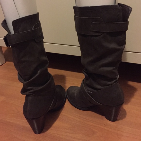 ⚡️FLASH SALE⚡️Women's Buckle Detail Slouch Boots - Picture 2 of 4