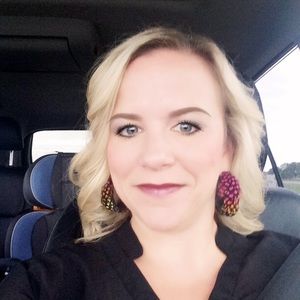 Meet your Posher, Leah