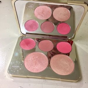 Gently used BECCA x Jaclyn Hill Limited Edition🎀