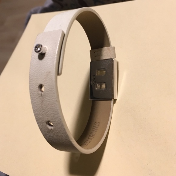 Swarovski leather bracelet