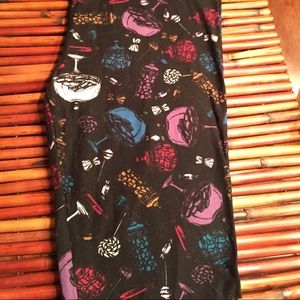 NWT OS Lularoe leggings