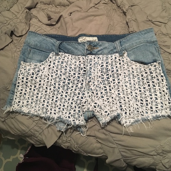 Vintage Havana Flower Crochet Jean Shorts