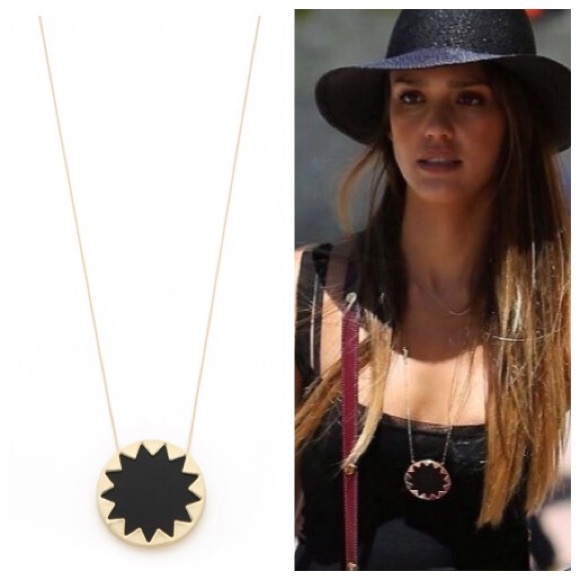 House of Harlow 1960 Jewelry - ➡️NWT House of Harlow Sunburst Necklace⬅️