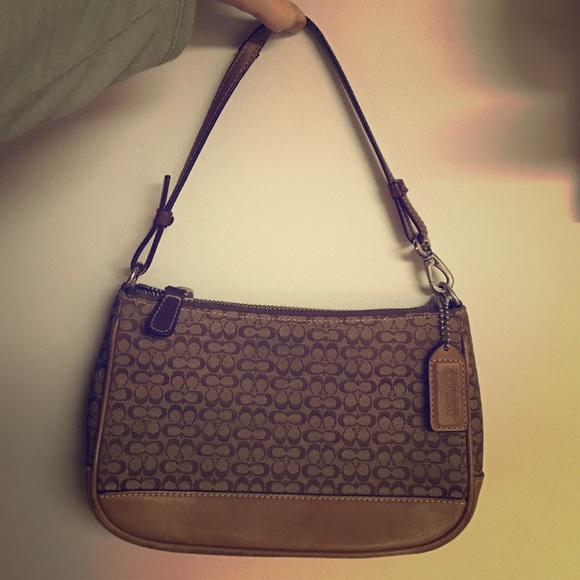 Classic Coach Bag 👜