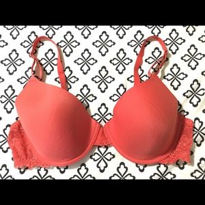 Gilligan & O'MALLEY Bra 38C Pretty Coral Color
