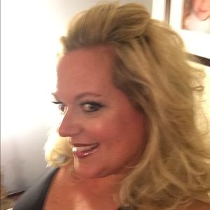 Meet your Posher, Darleen