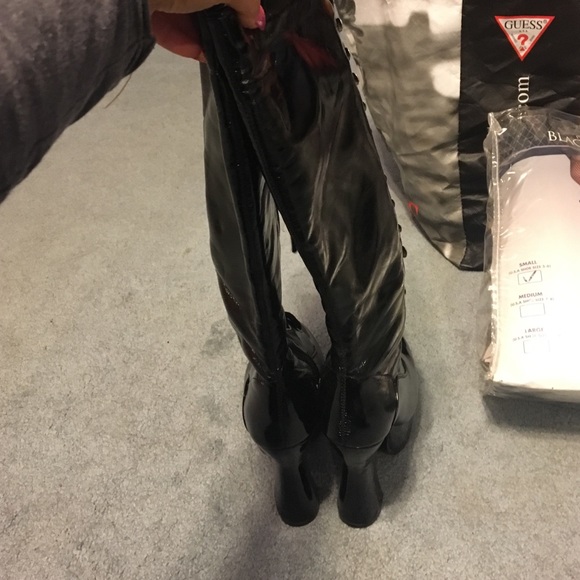 Sexy lace up platform boots - Picture 4 of 4