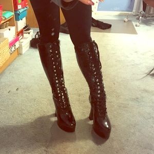 Sexy lace up platform boots