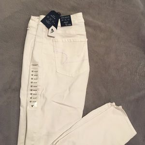 White American Eagle Jegging -- NEVER WORN