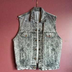 Jean vest size M